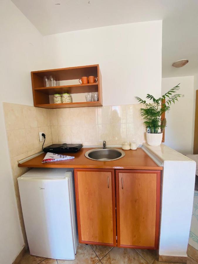 Miomir Perazic Apartments Petrovac Exteriör bild