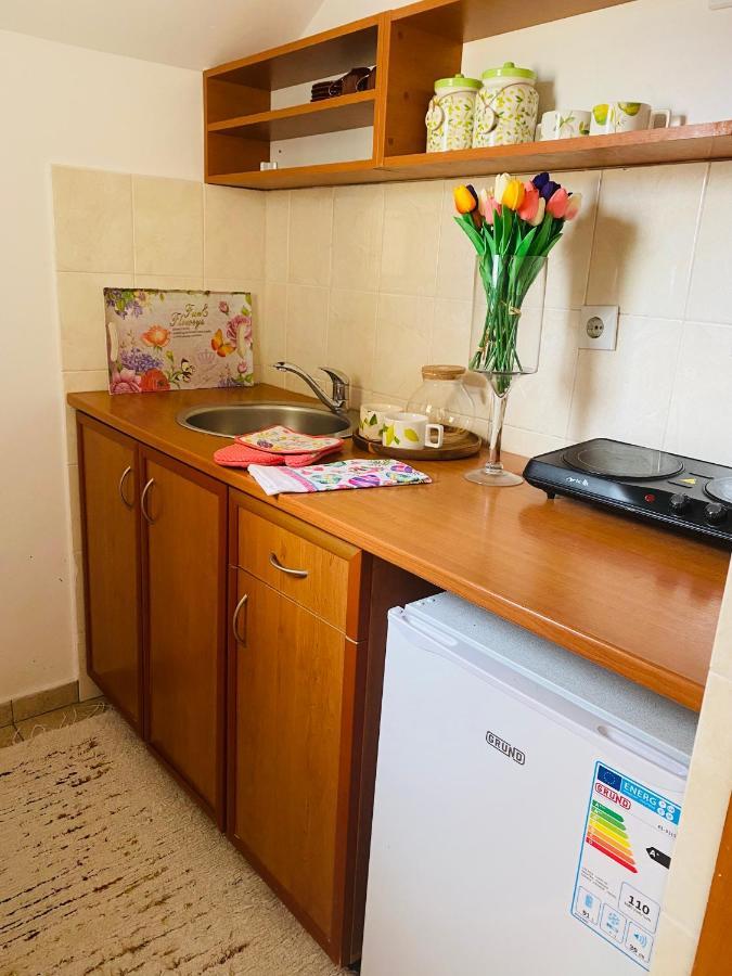 Miomir Perazic Apartments Petrovac Exteriör bild